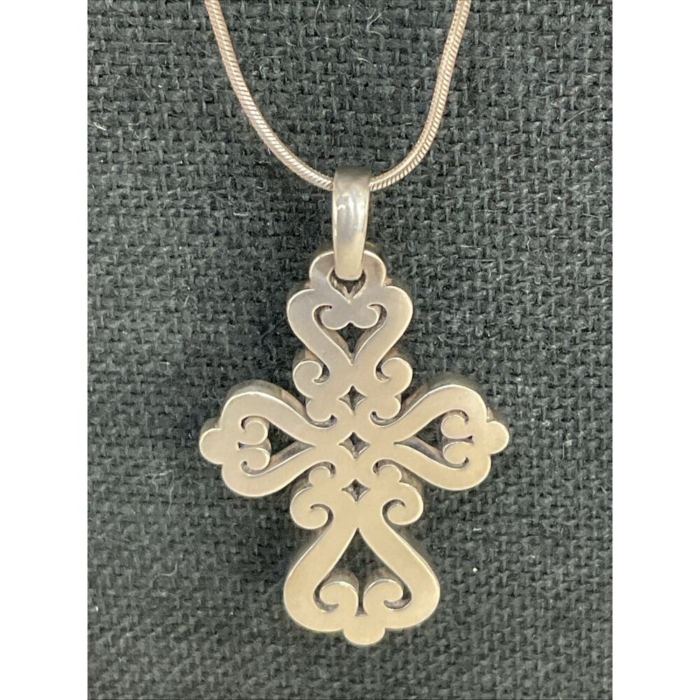 RETIRED JAMES AVERY STERLING SILVER SPANISH MISSION CROSS & CHAIN BOX